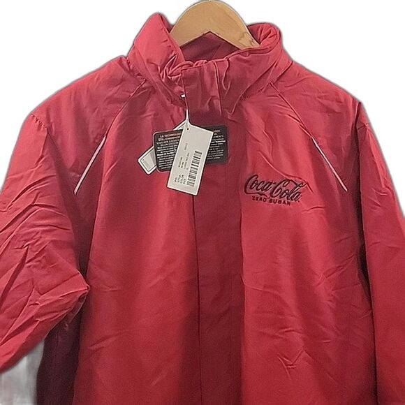 Coca Cola NWT THERMAL Red Hooded Jacket Core365 -  Front / Back Logo - Men's XL - Picture 2 of 12